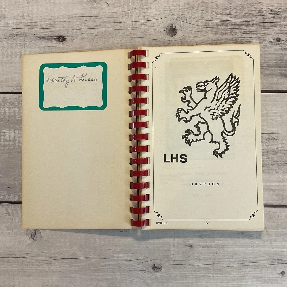 Lutheran High School Cookbook 1985-86 New Orleans Louisiana Recipes‎